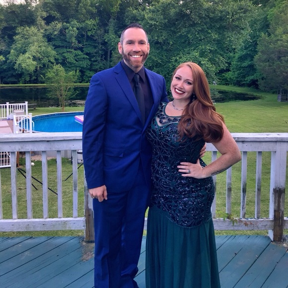 Meet your Posher, Heidi - Picture 5 of 7